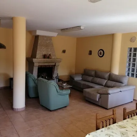 Casa Rural Lajafriz * Fornillos de Aliste
